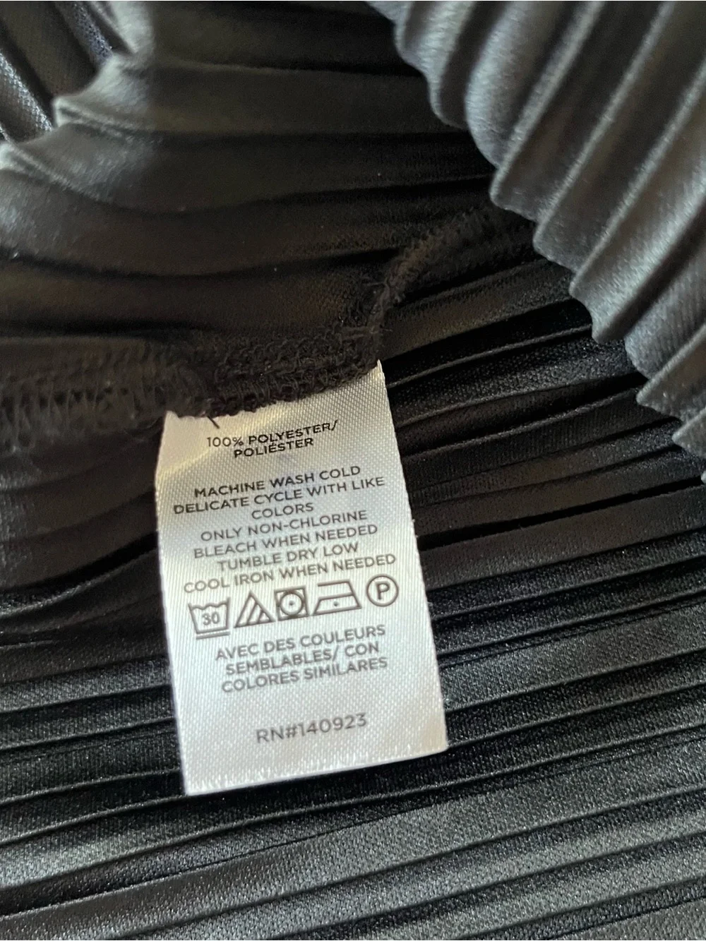 LOFT Black plisse Long-Sleeve Blouse size large